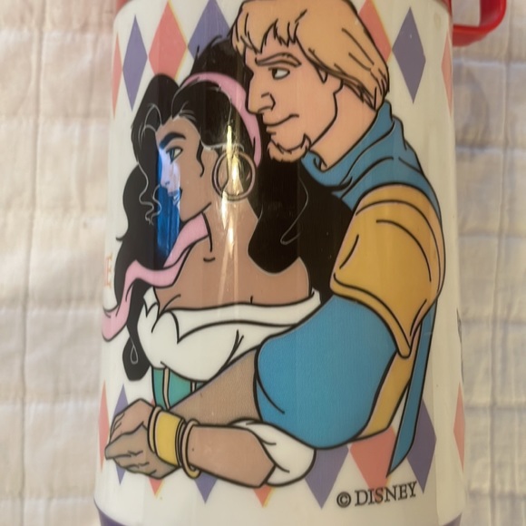Disney the hunchback of Notre Dame thermos & cup by Aladdin vintage - Picture 4 of 8